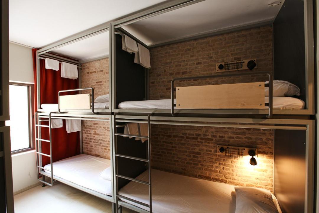 Flaneur Hostel Анталия Екстериор снимка